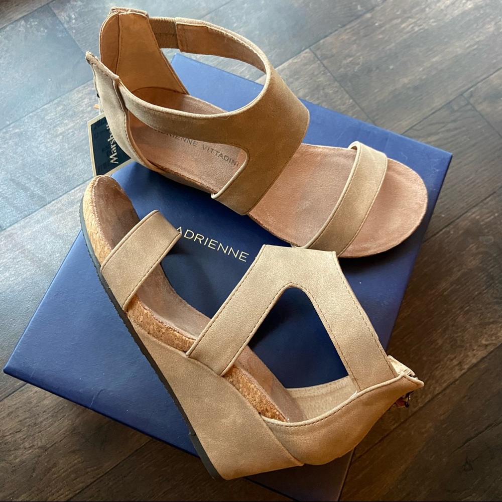 adrienne vittadini wedge